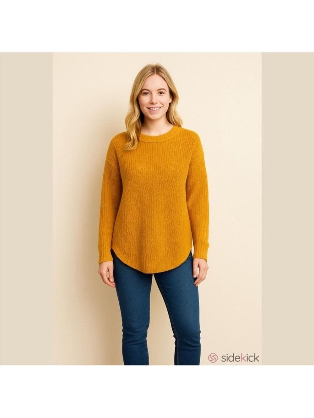 SO gold rounded shirt tail hem pullover sweater Woman’s Juniors size XXL